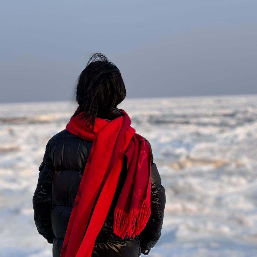 爱吃榴莲的小冰