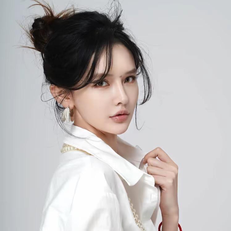 贝贝Biuu时尚穿搭
