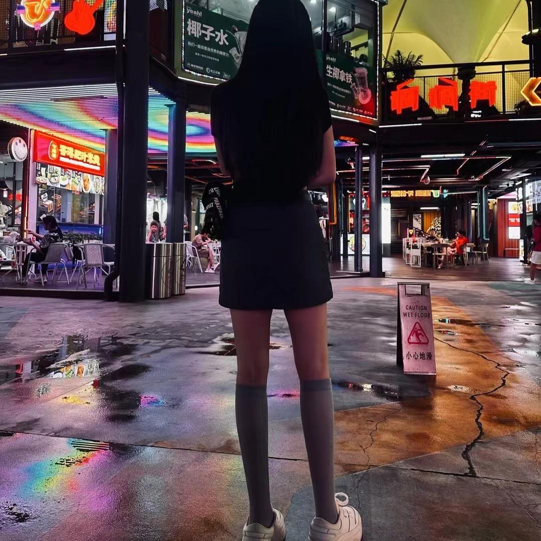张富贵远房表姐