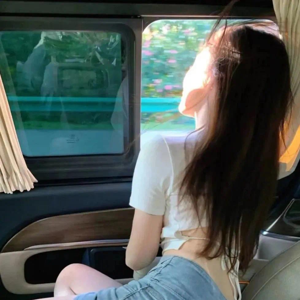 小柚子⭐️（灿烂版）