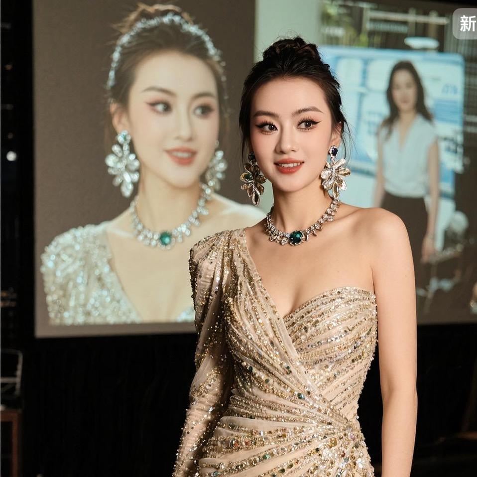 觅你美妆要你好看——小萍