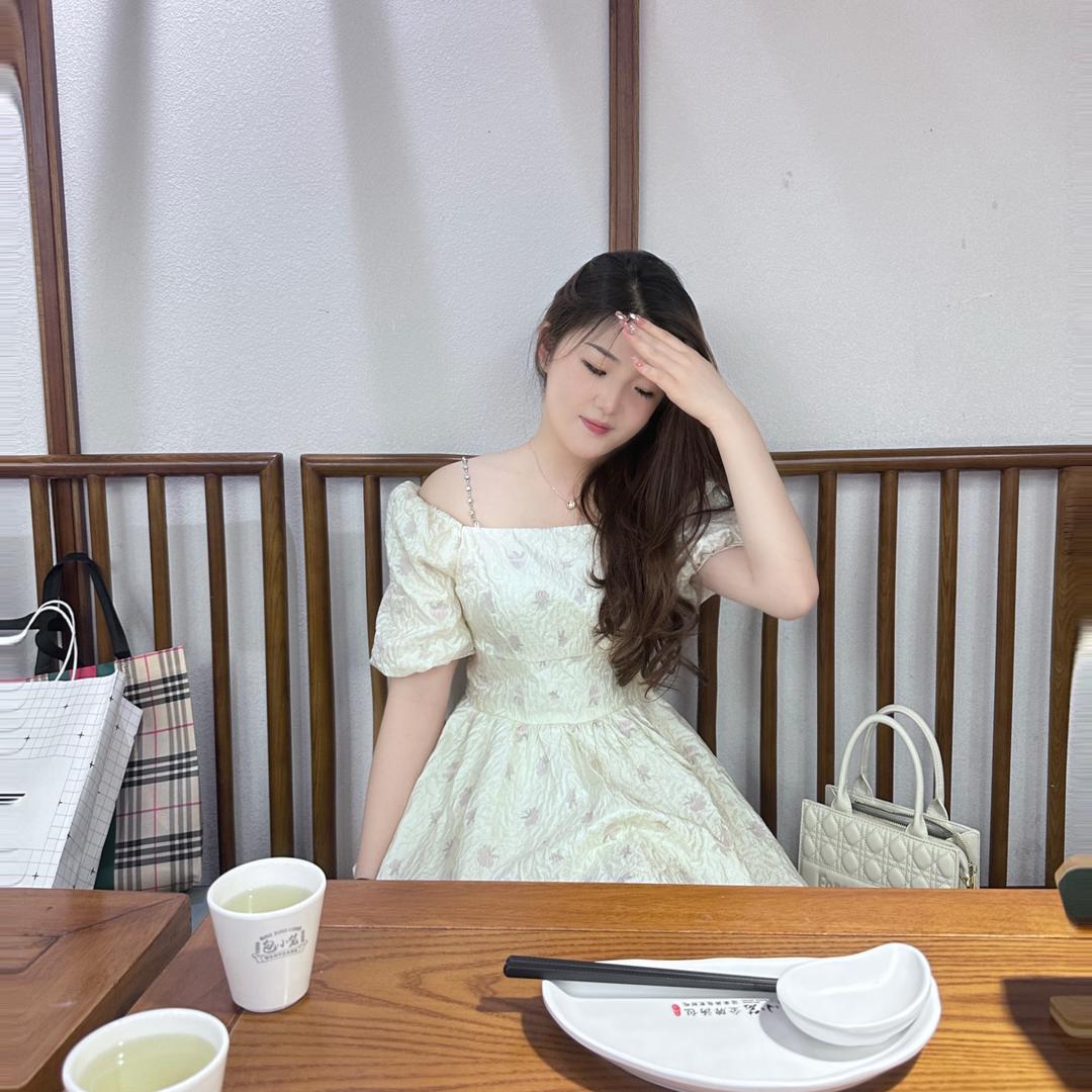 开1000家网店的梦瑶