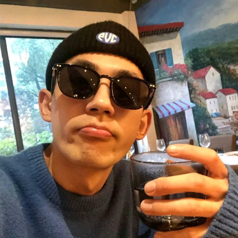 -小李跑快点🏃‍♂️⚡️