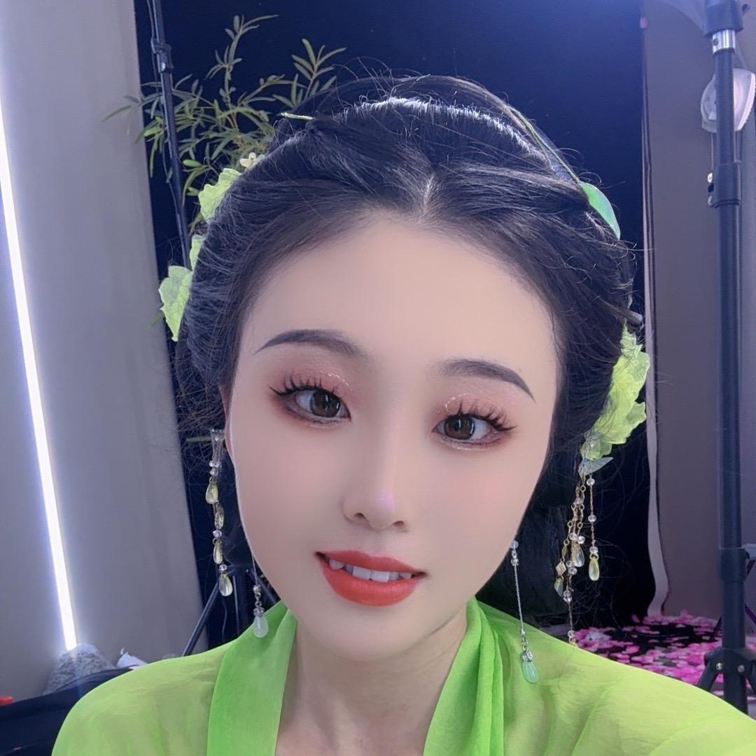 🍭小虎牙手势舞（停播中）