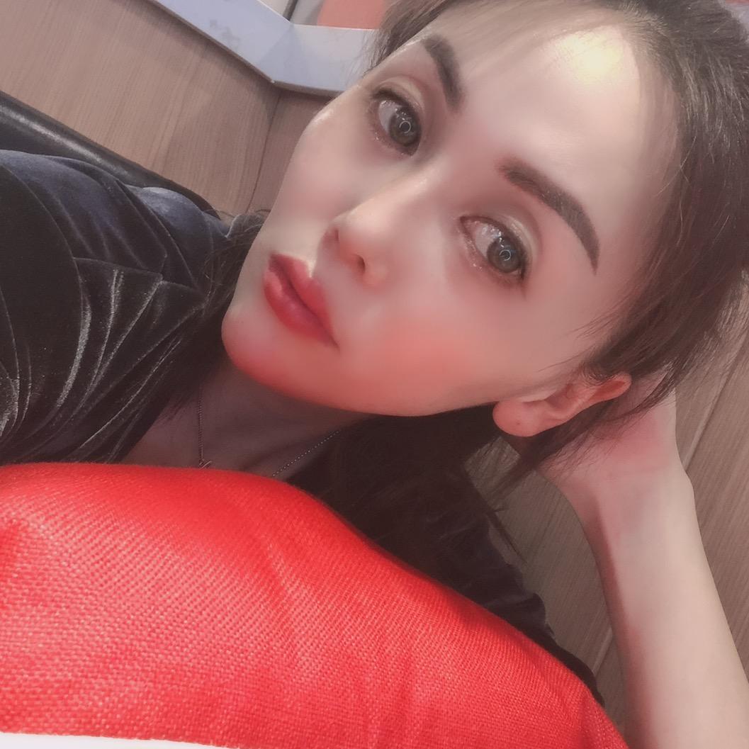 艳💋