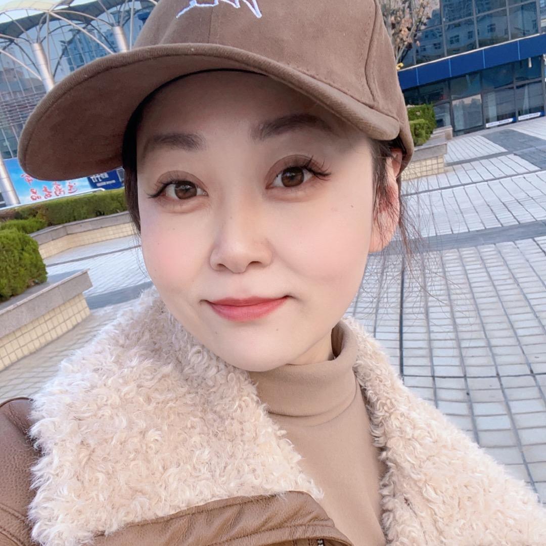 哲哲美甲 眉形设计