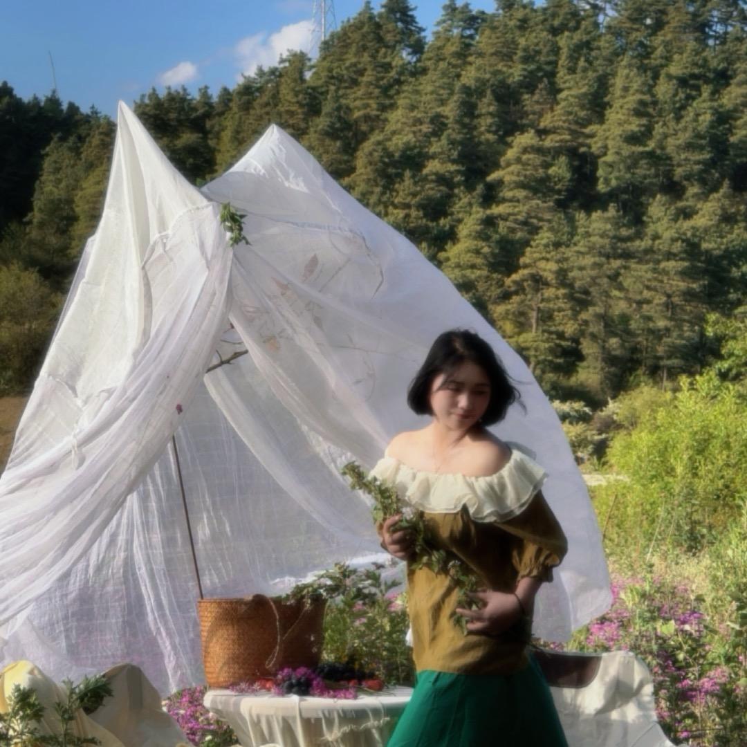 曾敢敢在卧云山