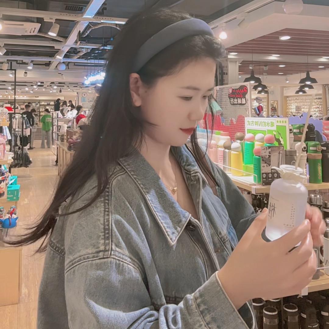 魅力造型老板娘