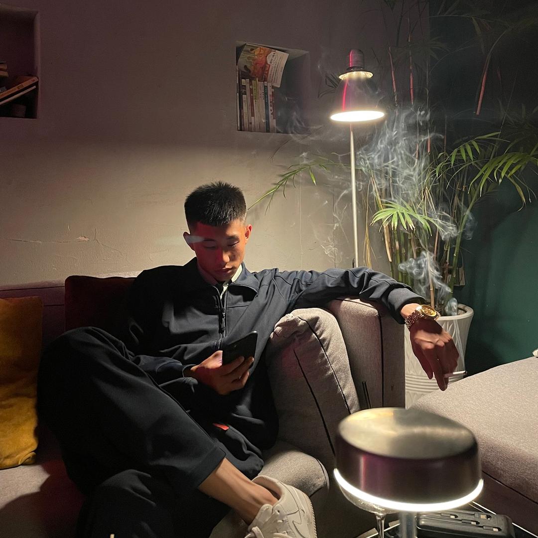 帅气的六班长🇨🇳