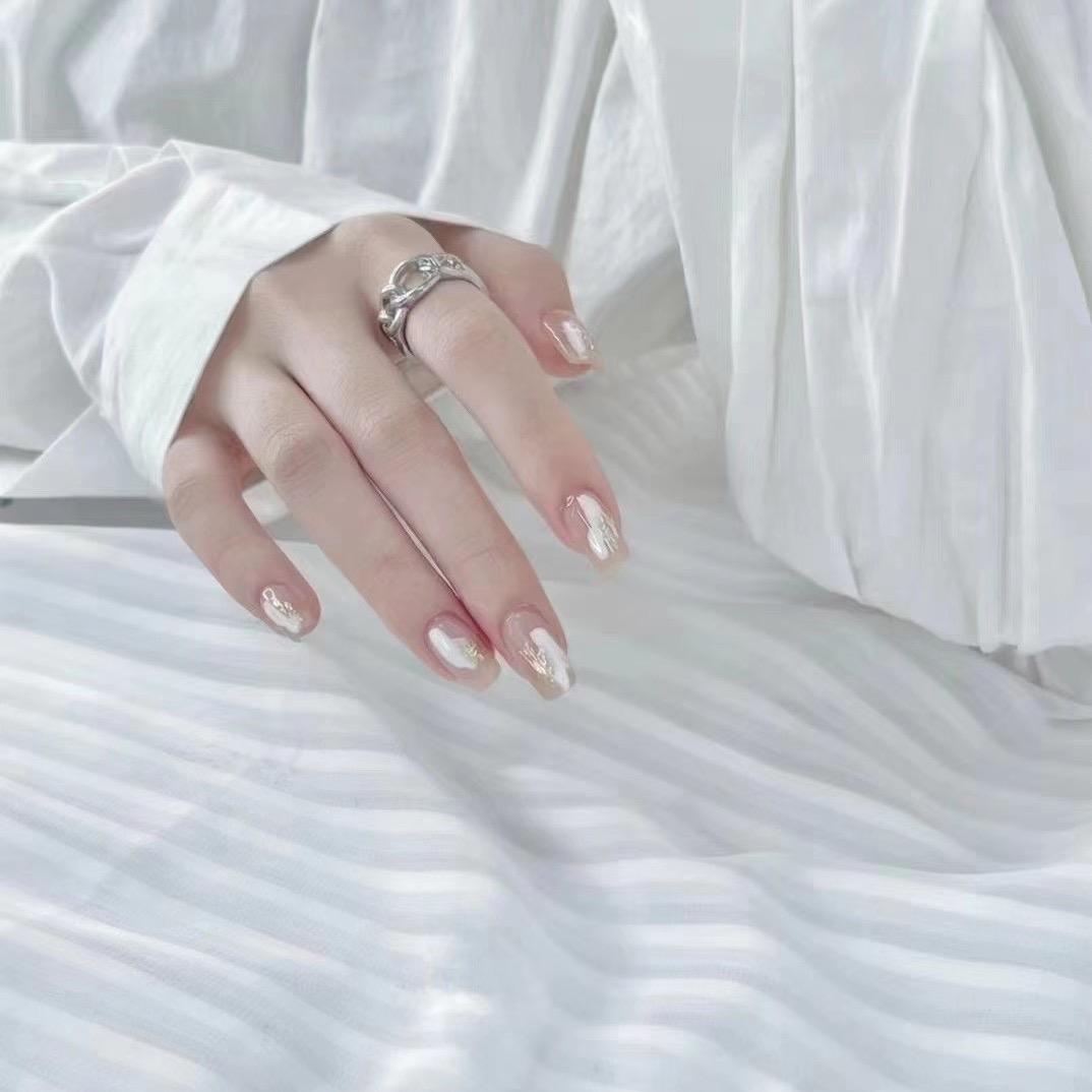 AM艾茉美甲美睫