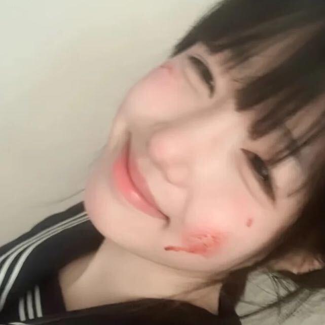 小猫和我(៸៸᳐⦁⩊⦁៸៸᳐ )੭