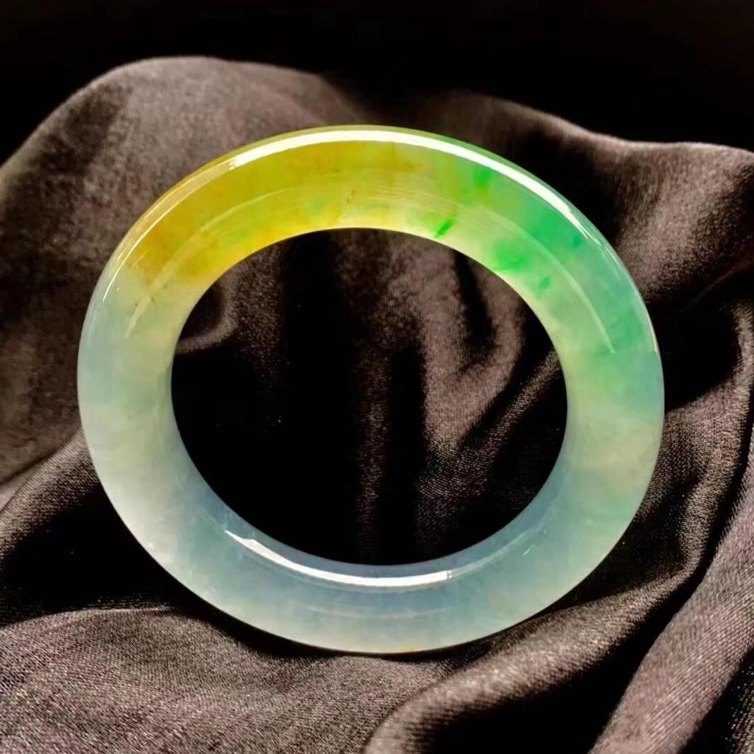 翡翠鉴定师（私信免费鉴定）