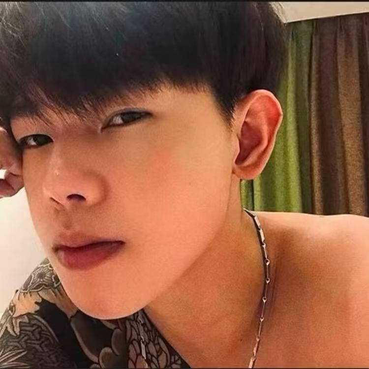 小小张【929】🇨🇳