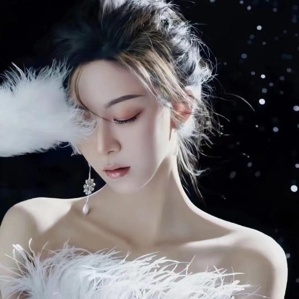 嫣然一笑❤️❤️❤️❤️