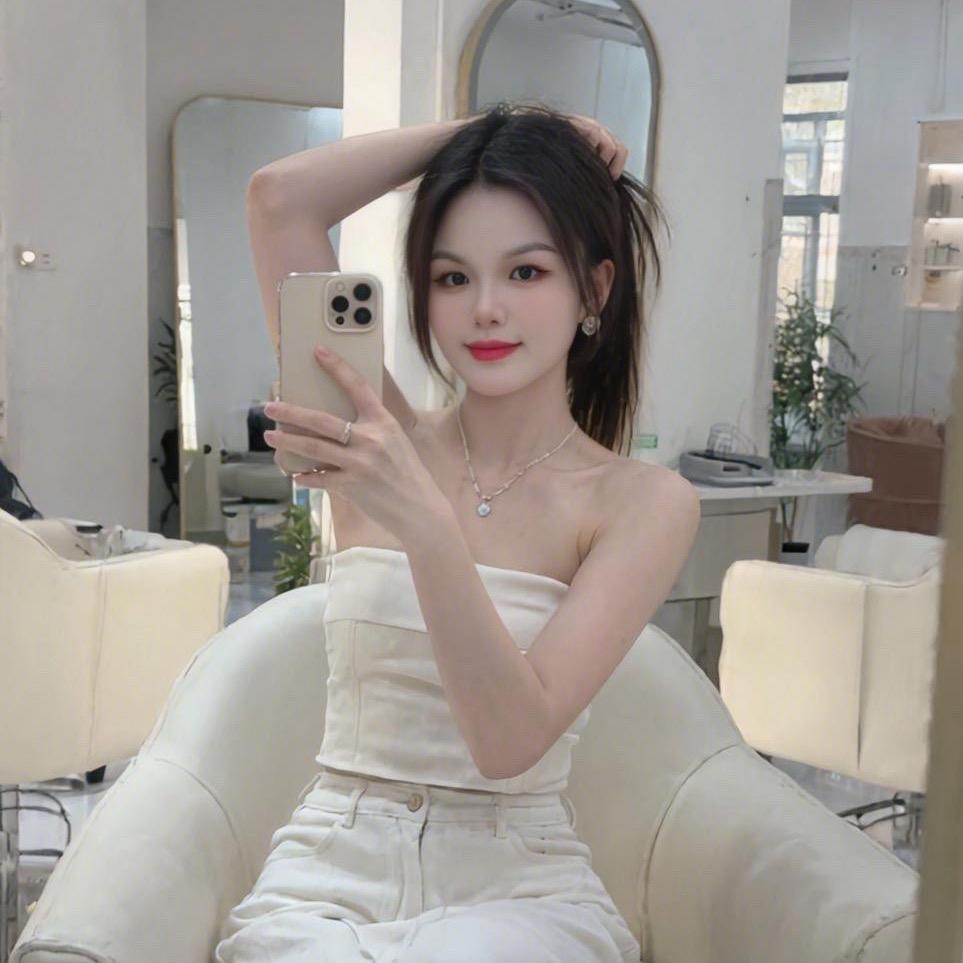 开思域的凤姐💗