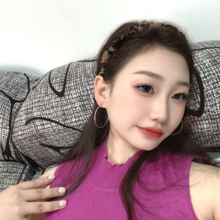 小张很饿🥢