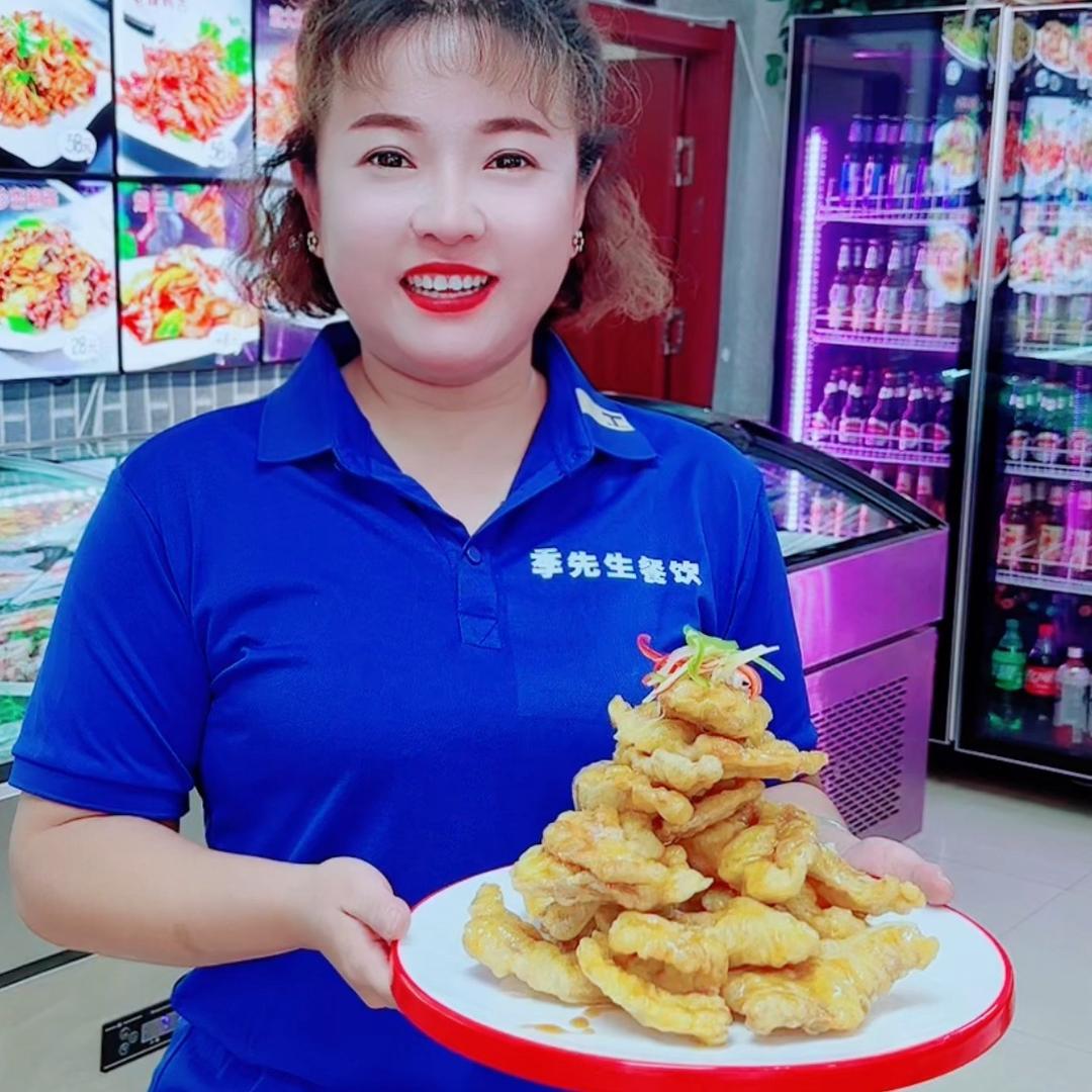 新民季先生餐饮日常生活