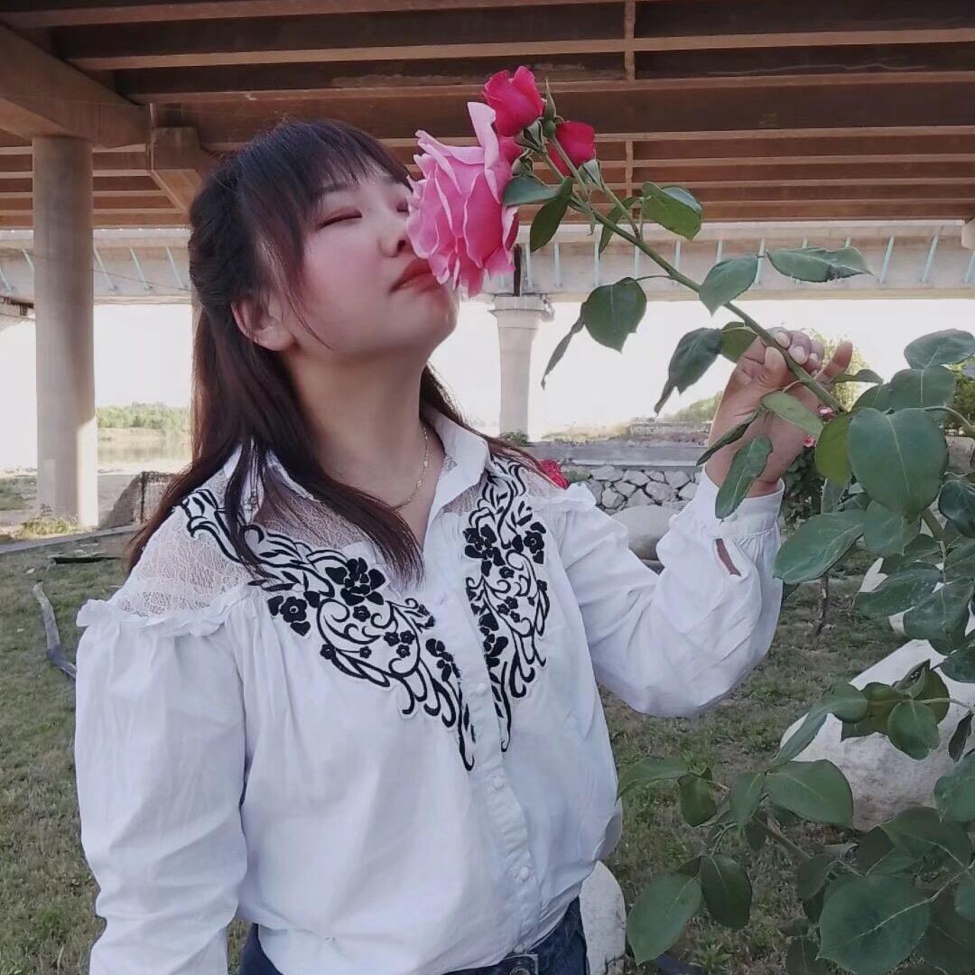 就是带刺的玫瑰