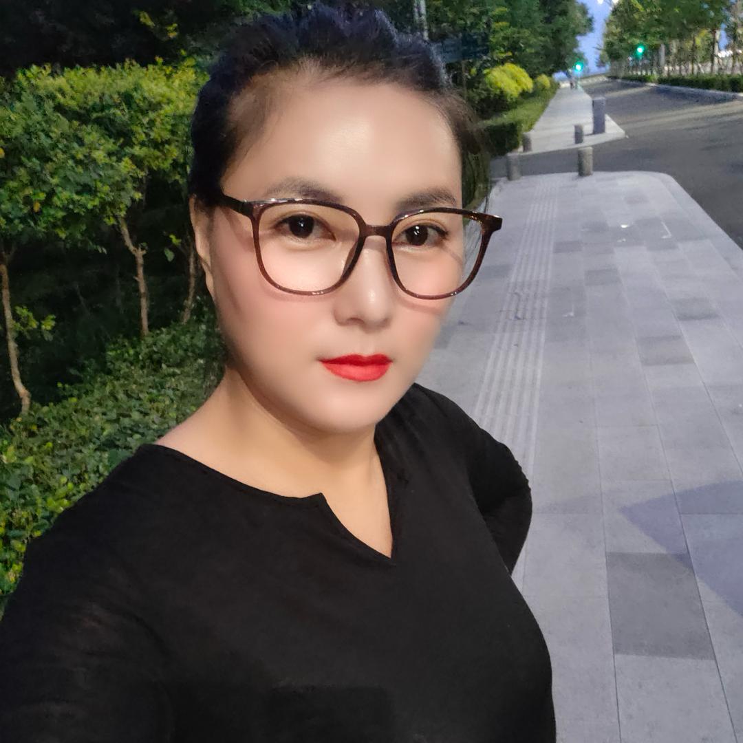 宝丽的幸福生活呀