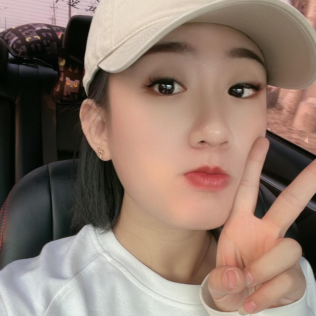 🌸爱偷懒的猪宝🌸