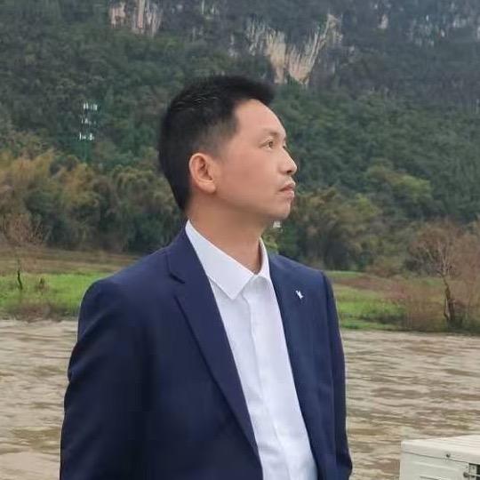 文莉檀岳