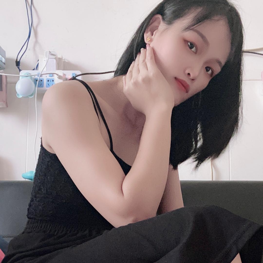 小丹穿搭