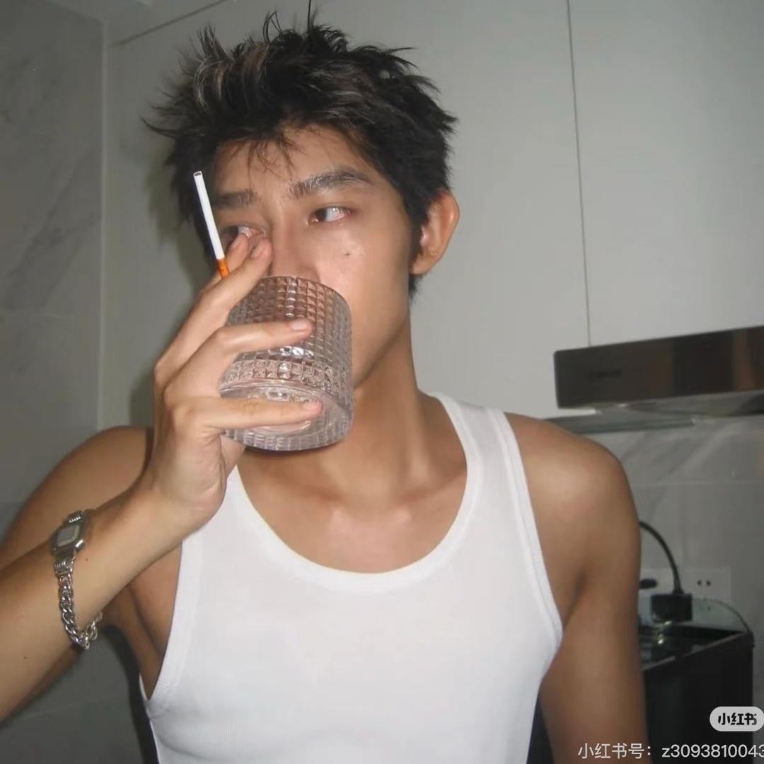 红色夏天狗桑葚