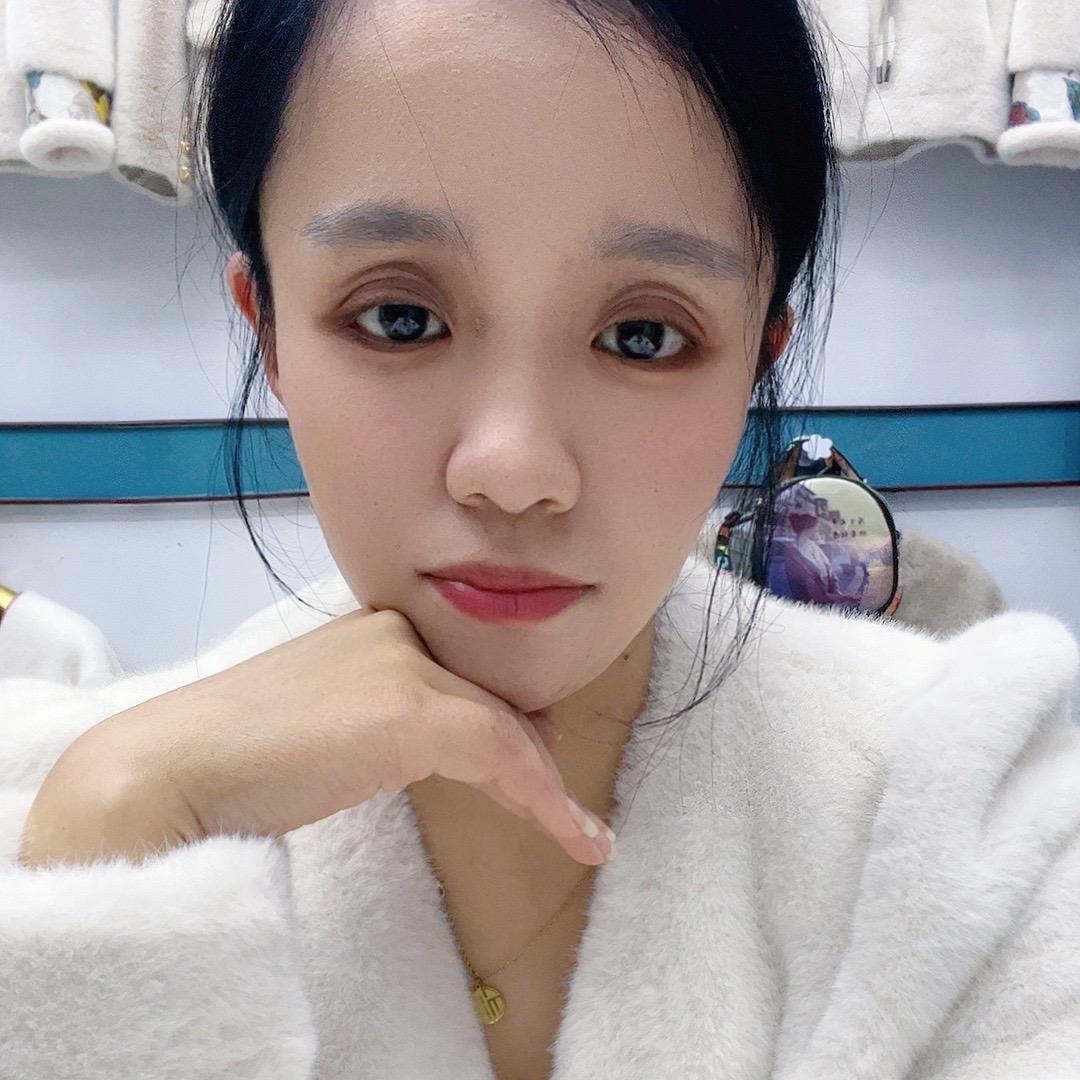 晓煜家服装