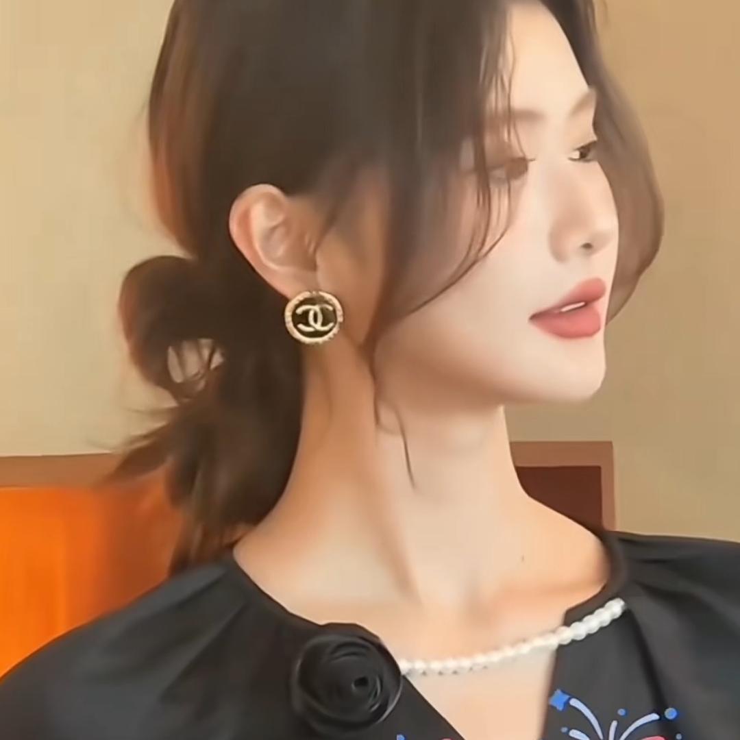 阿迪工厂