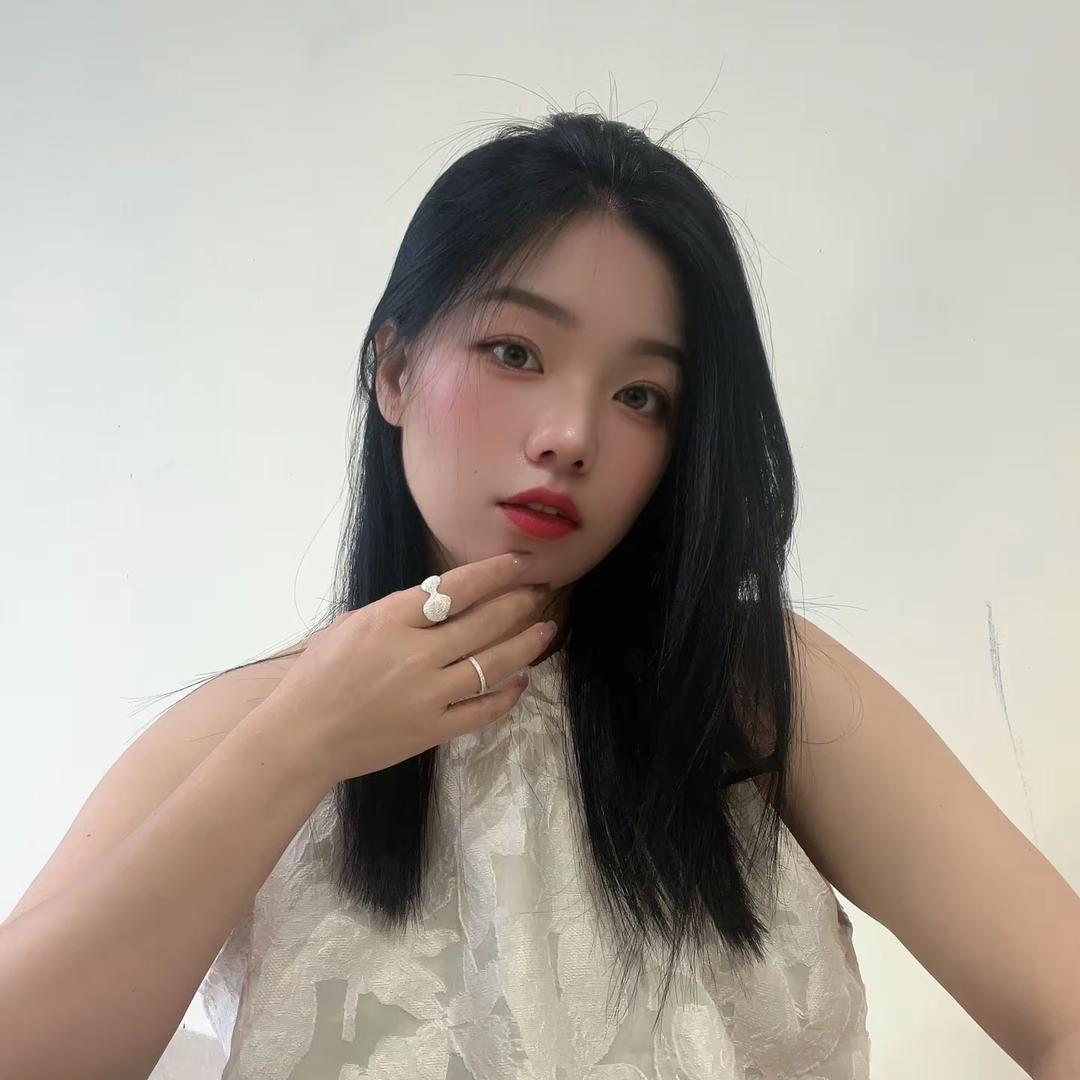 是芷彤呀