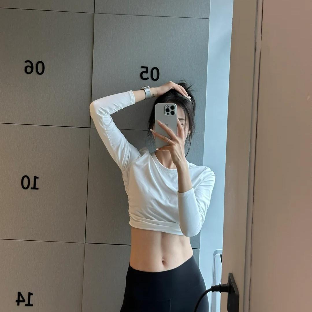 泡芙姐姐。