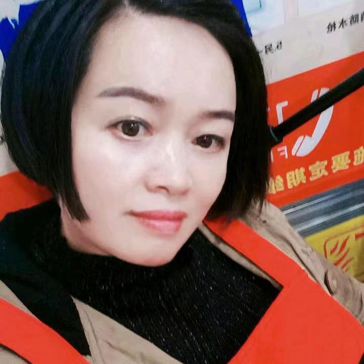 小芹菜，