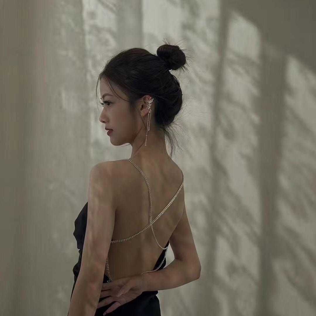 彤彤子