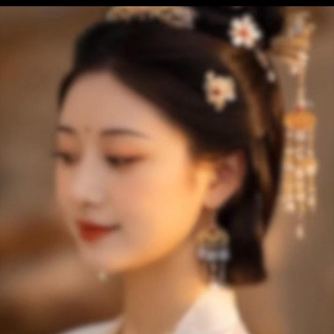 隔壁🌸阿姨🌹