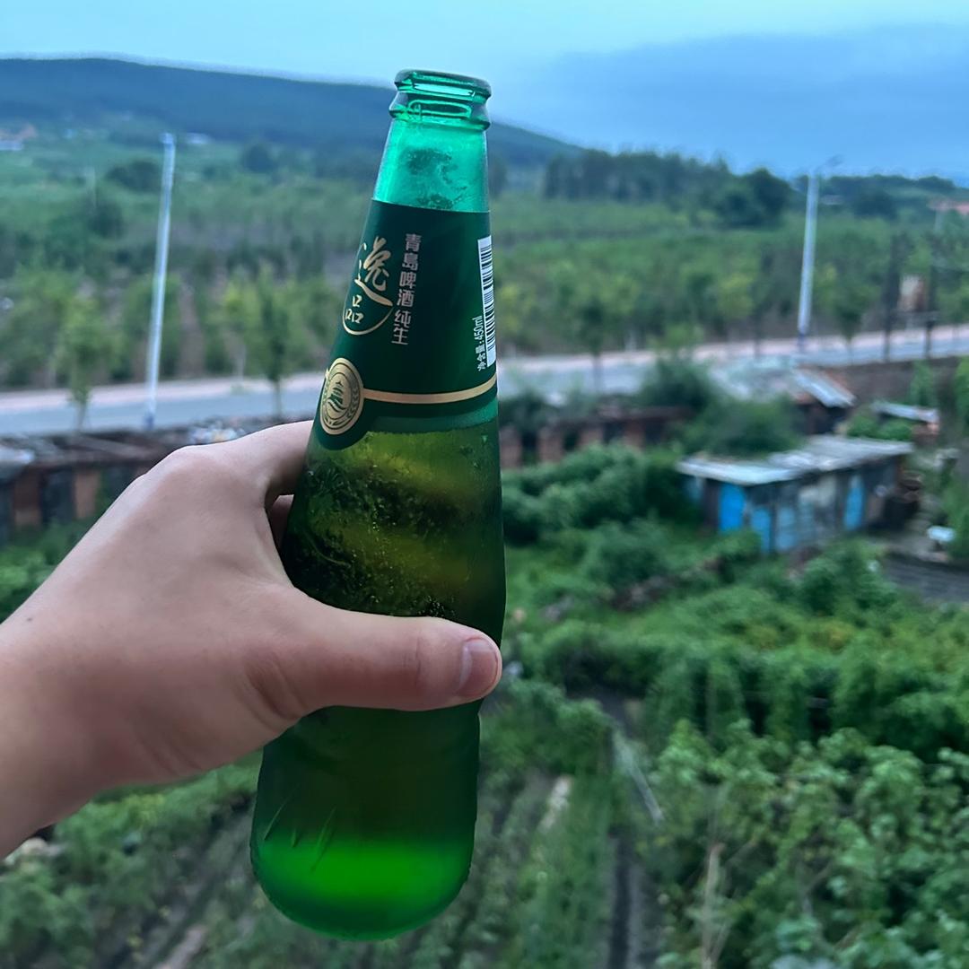 依鹿友倪