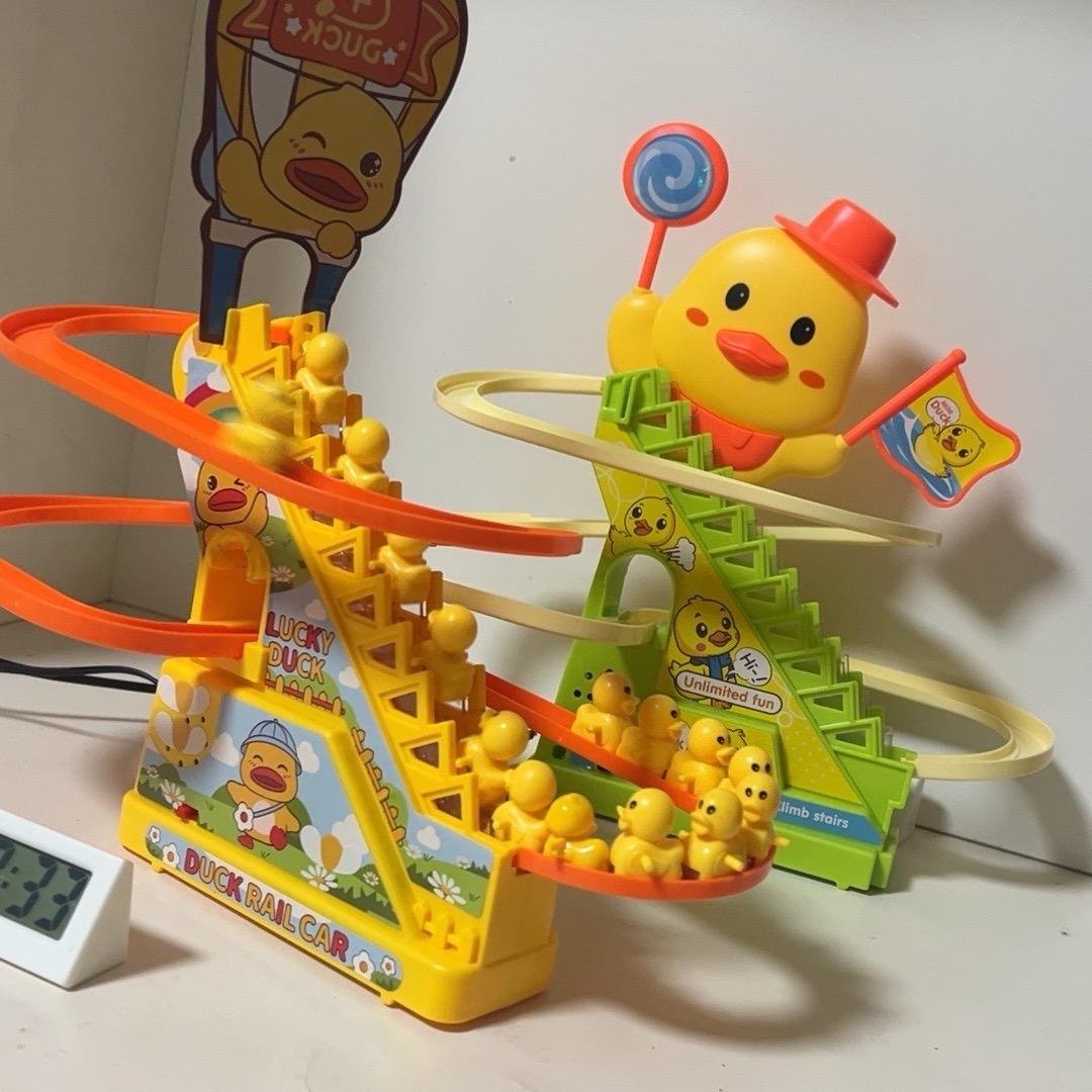 楼梯鸭子工厂店