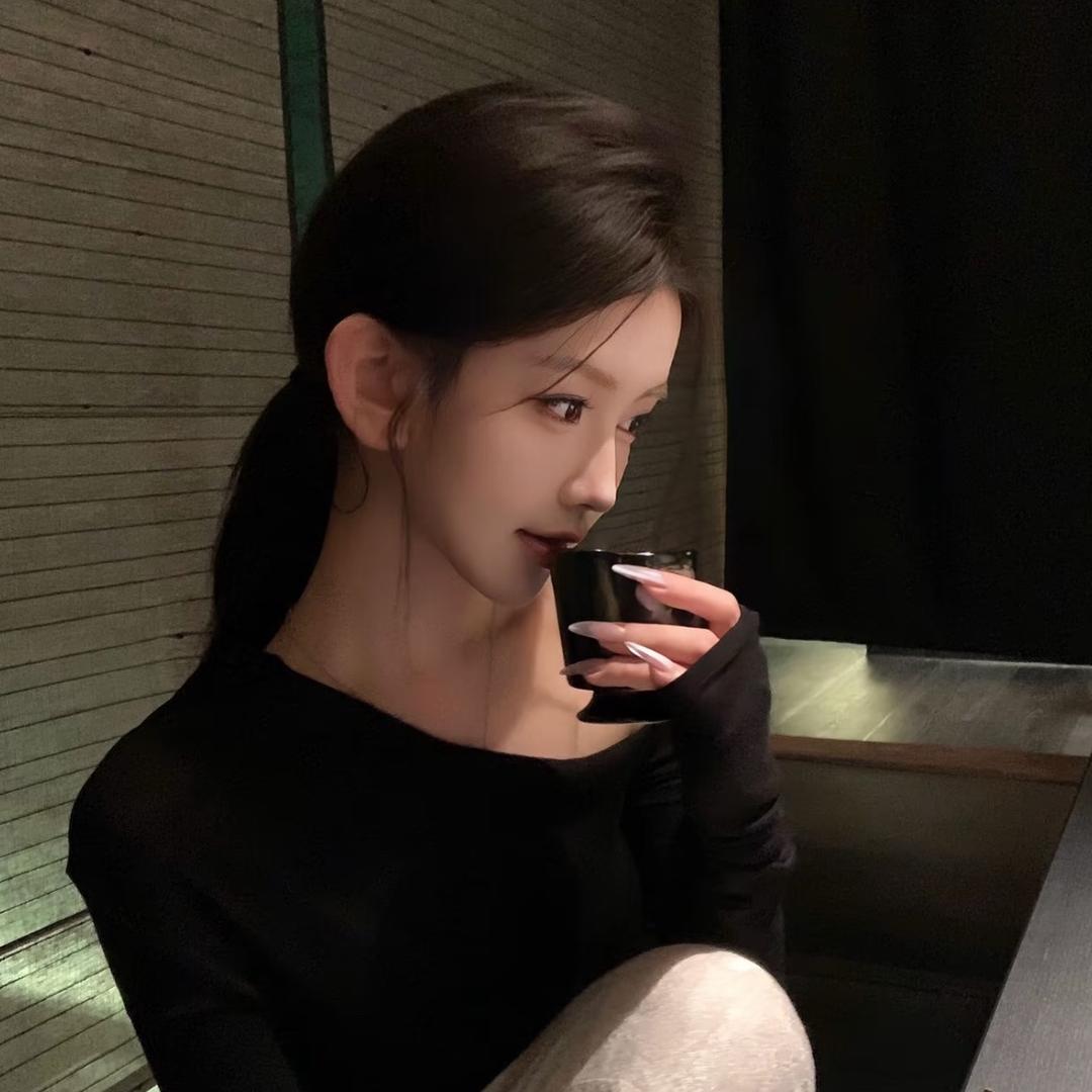 川岛真梨