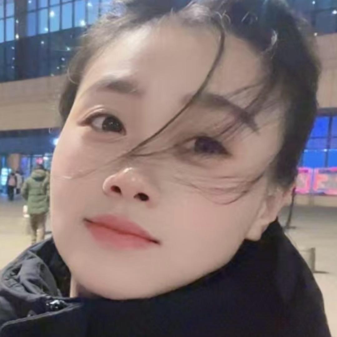 王小希希_