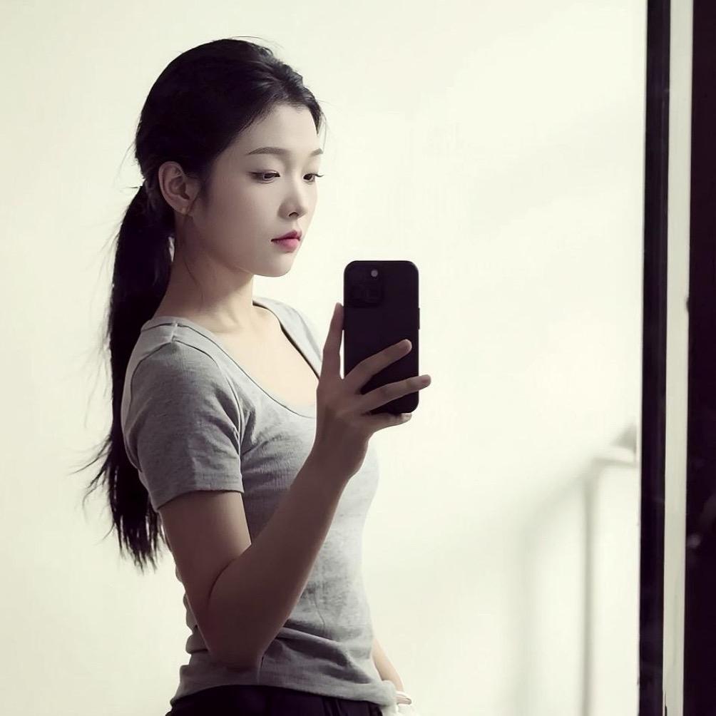 玲玲 ㅤㅤㅤㅤㅤㅤㅤ