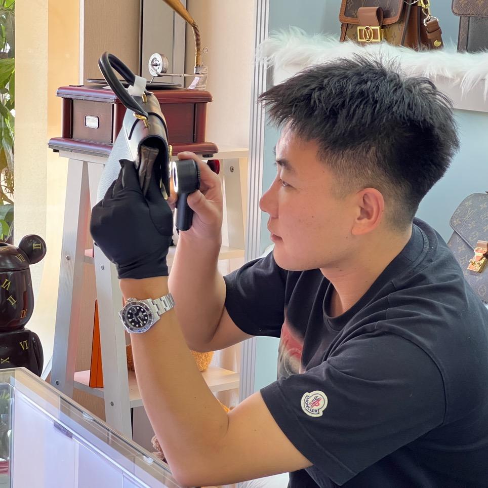 叮当虎名奢汇商贸行