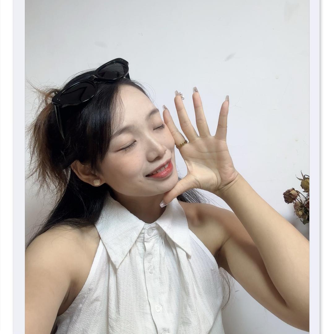 欣欣子     （必暴富🔥
