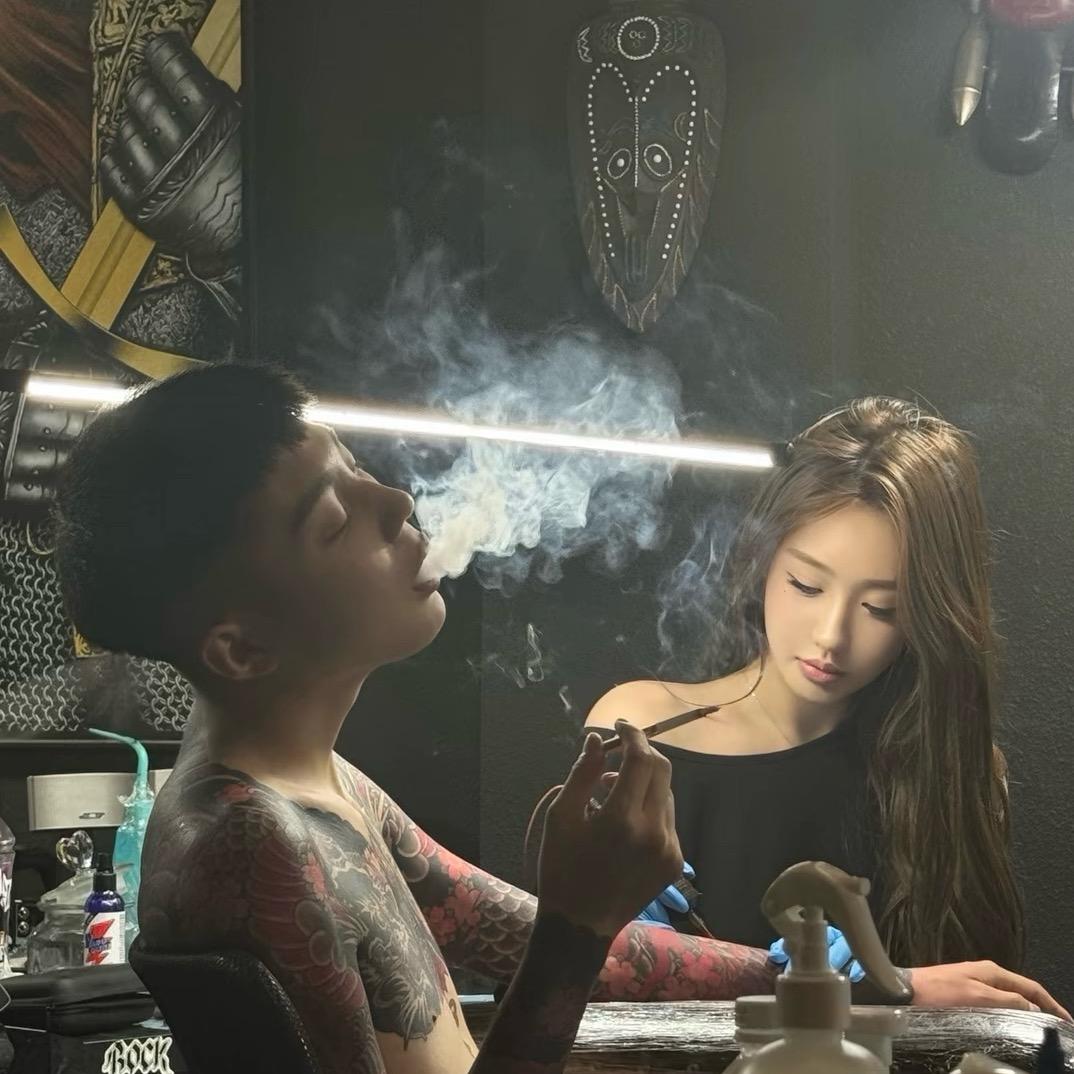 男主角.