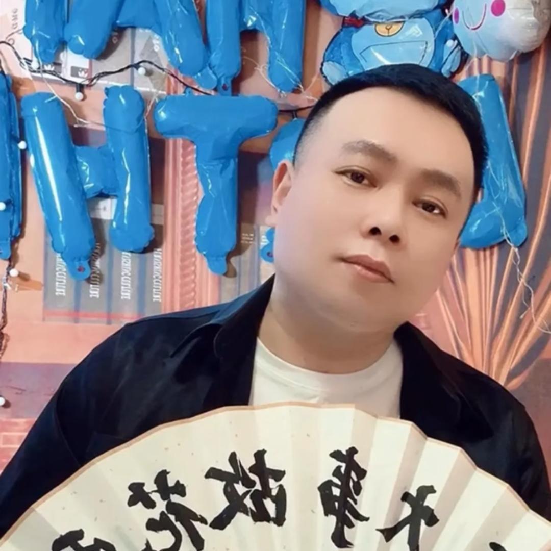 李雪花同学