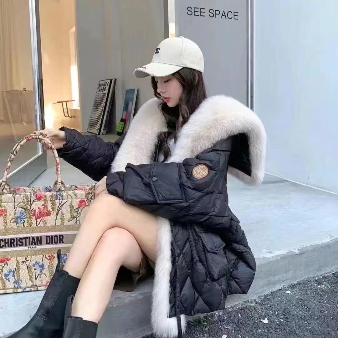 田甜，