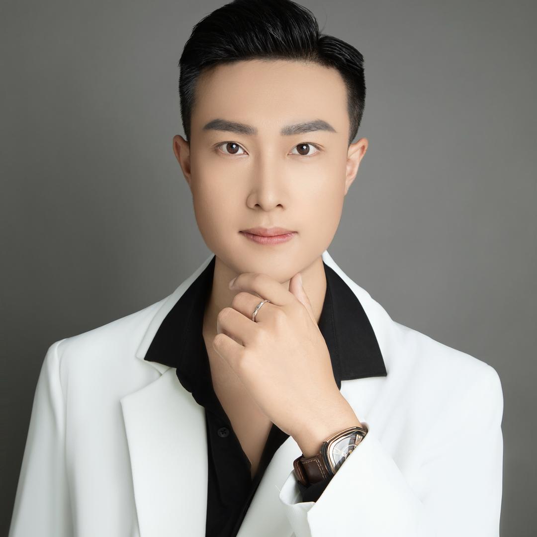 杨千誉