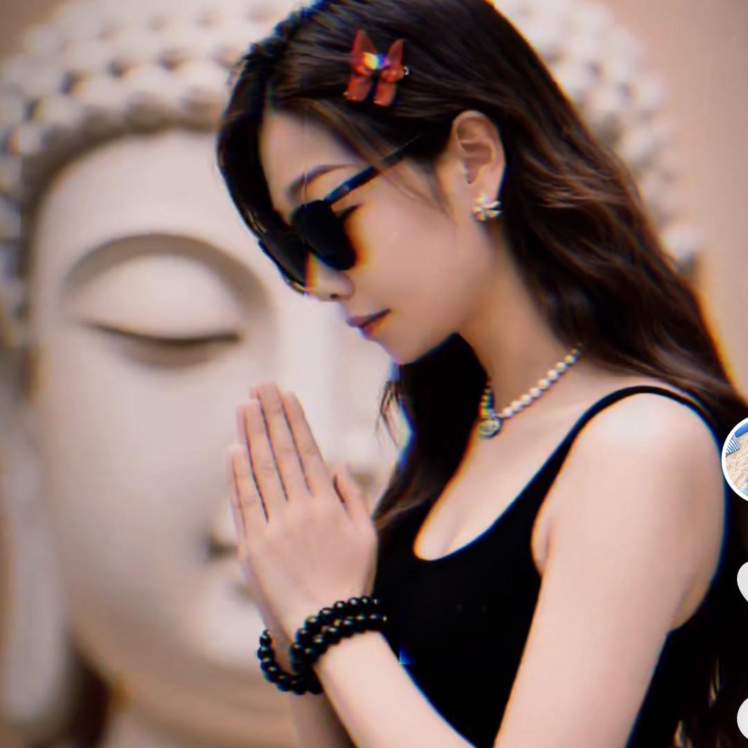 Angel 🌸