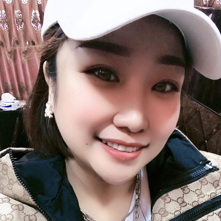 230斤的胖胖姐