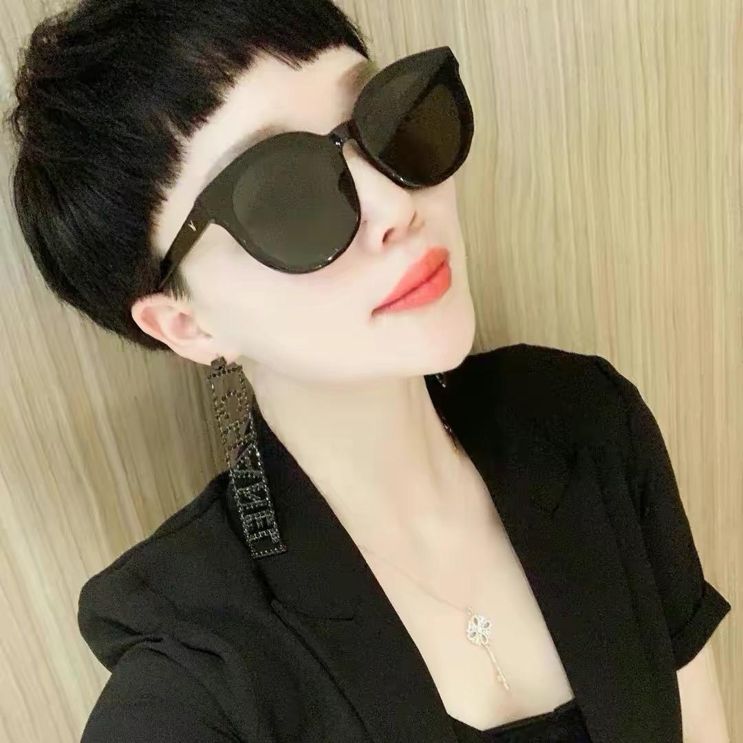 陈晶涟露欧货服饰【橱窗下单】