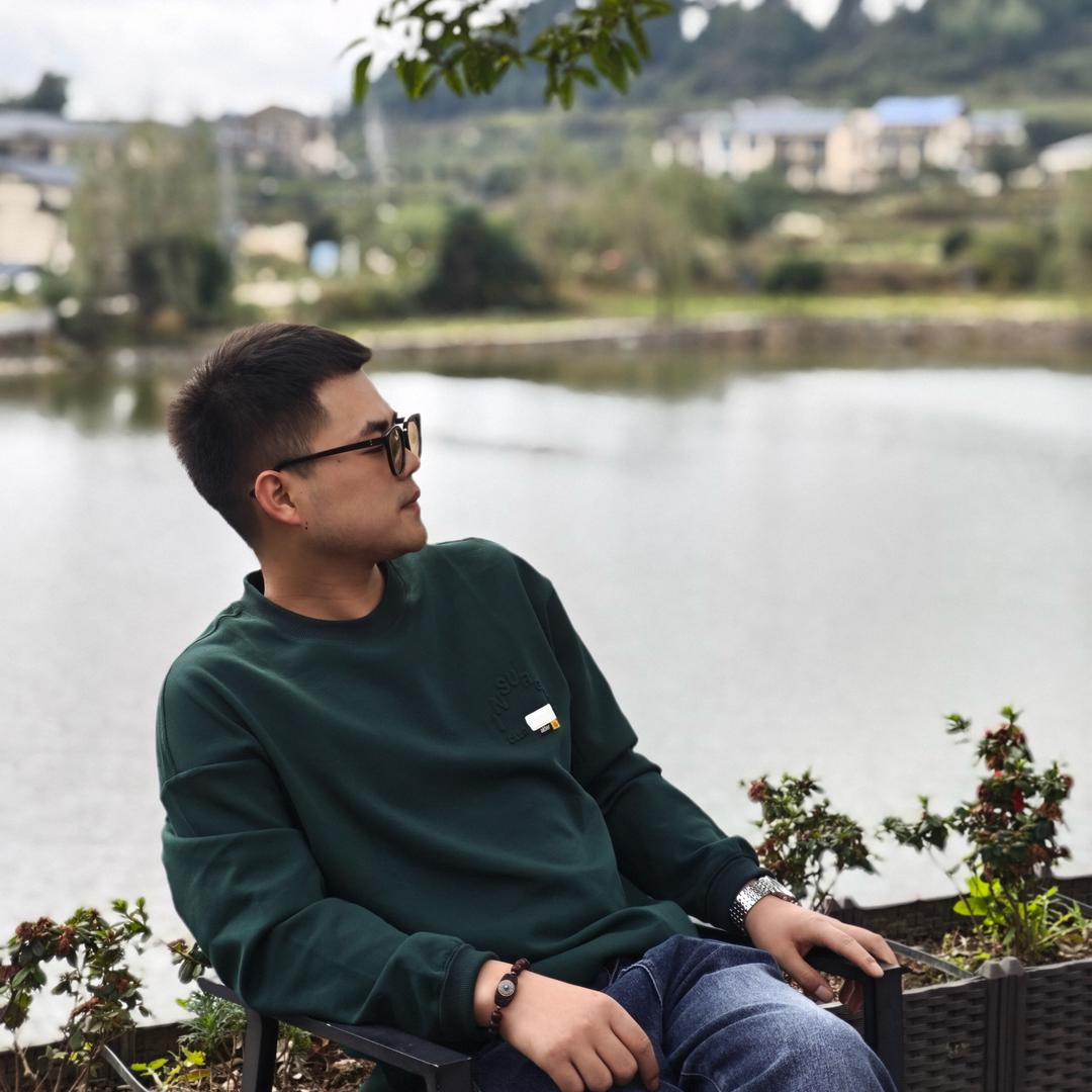 设计界的 安志杰