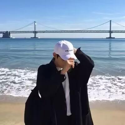 久伴最长情的告白